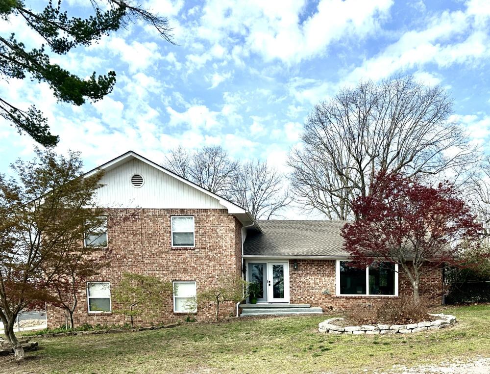 Currently Displayed Property Photo