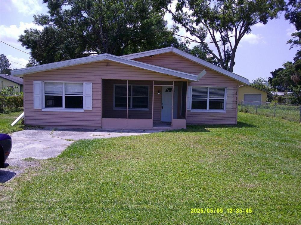 Currently Displayed Property Photo