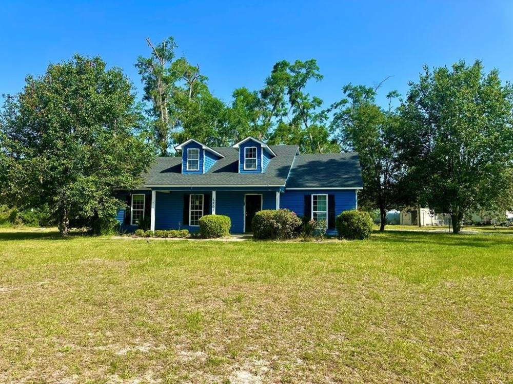 Currently Displayed Property Photo
