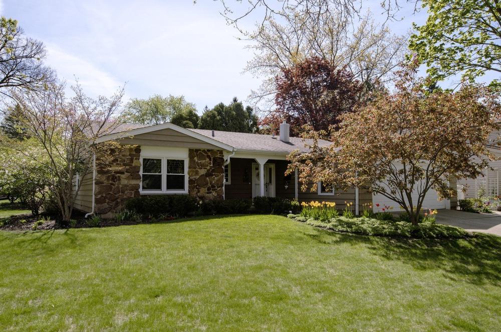 Currently Displayed Property Photo