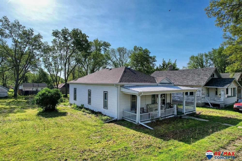 Currently Displayed Property Photo