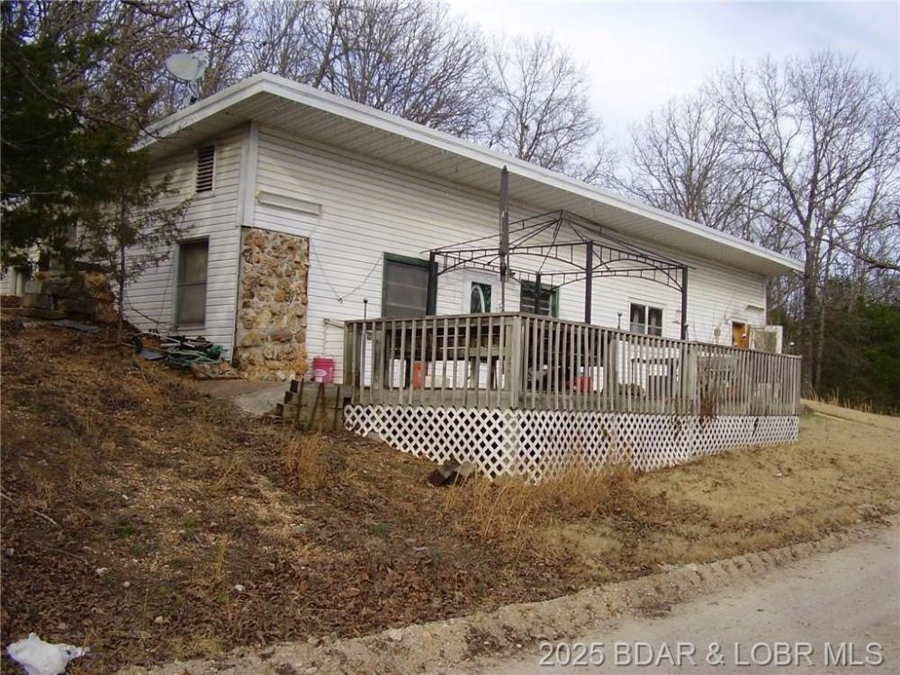 Currently Displayed Property Photo
