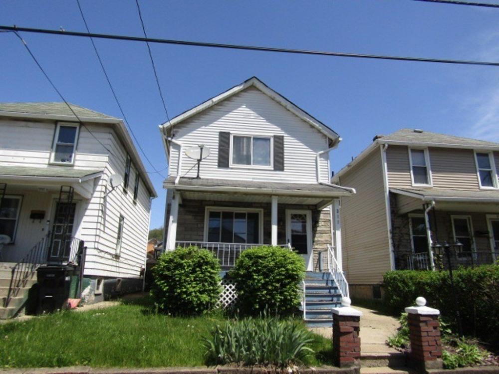 Currently Displayed Property Photo