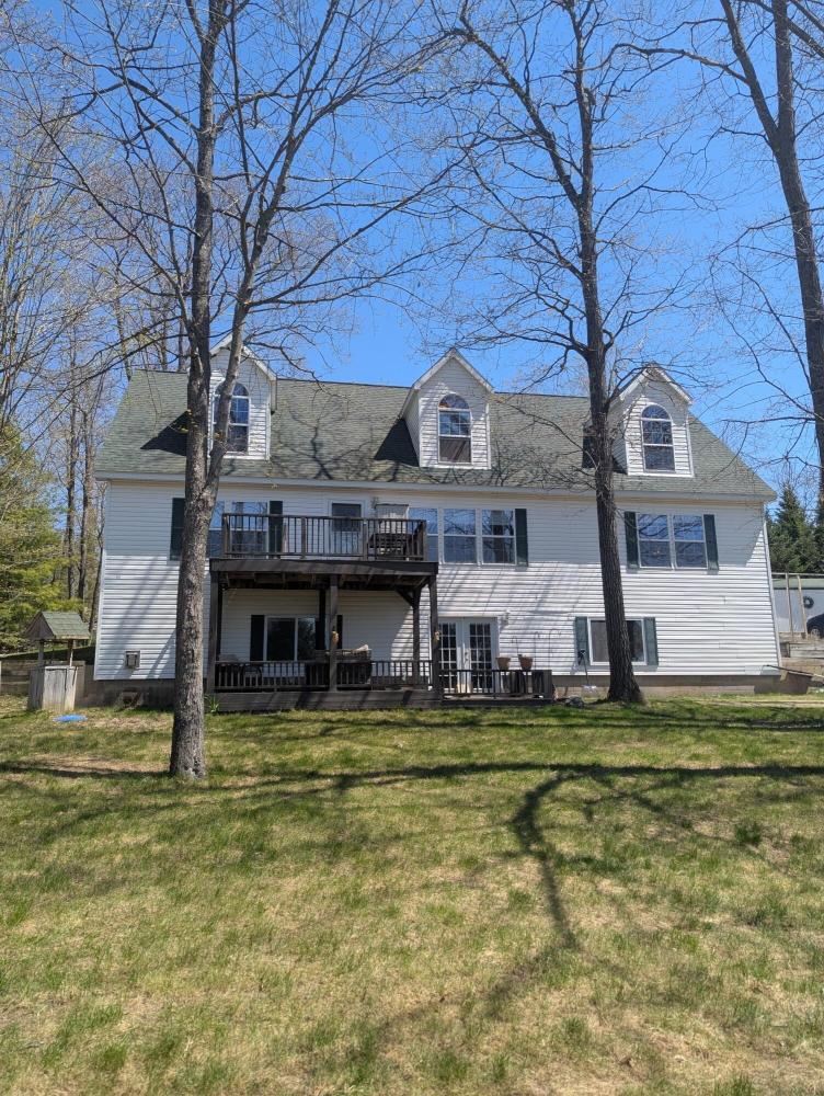 Currently Displayed Property Photo