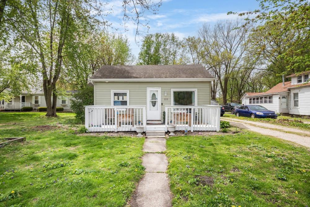 Currently Displayed Property Photo