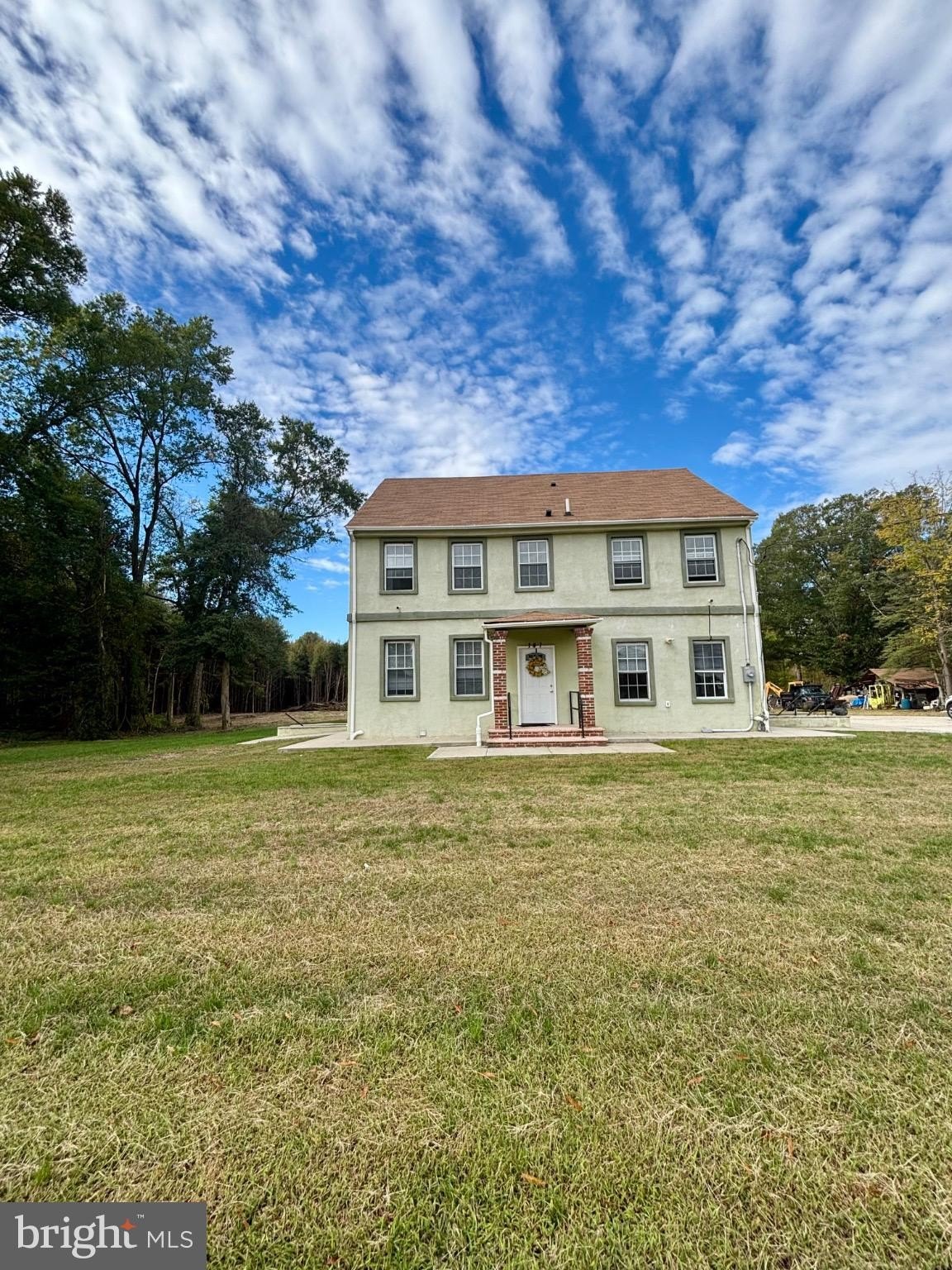 Currently Displayed Property Photo