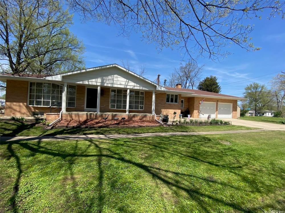 Currently Displayed Property Photo