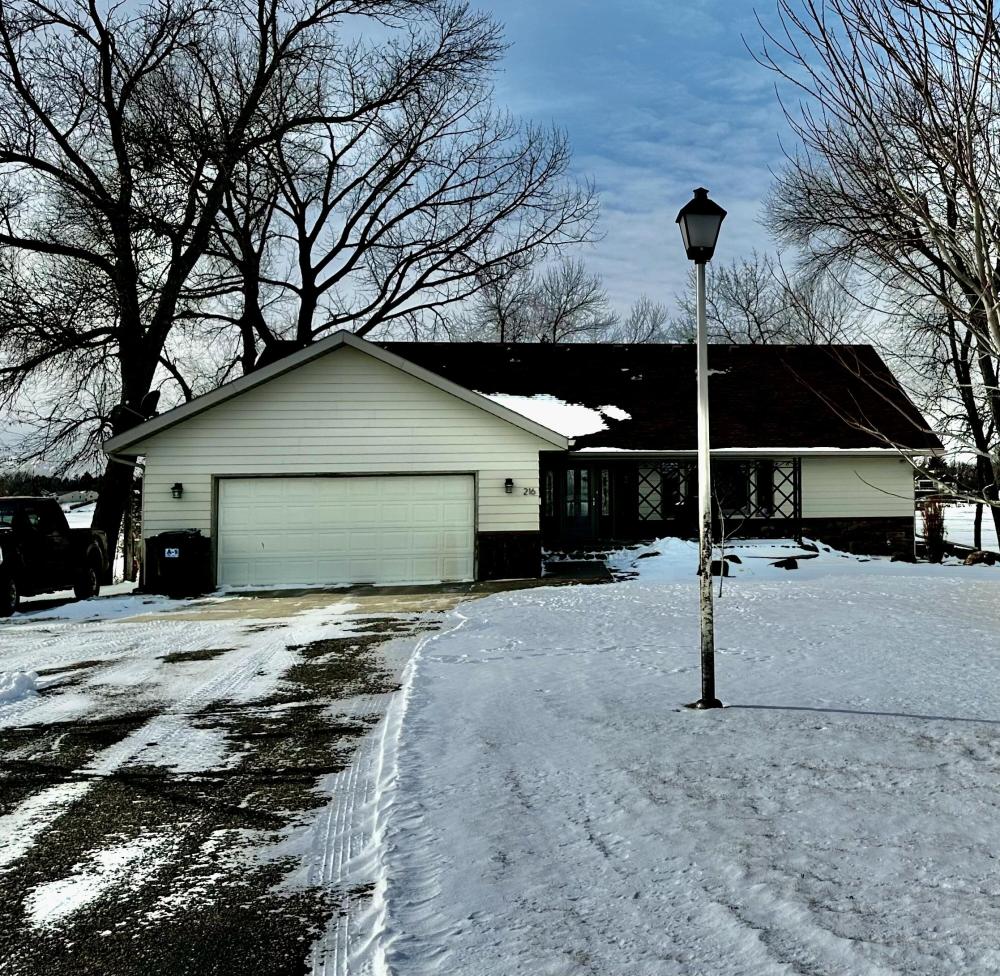 Currently Displayed Property Photo