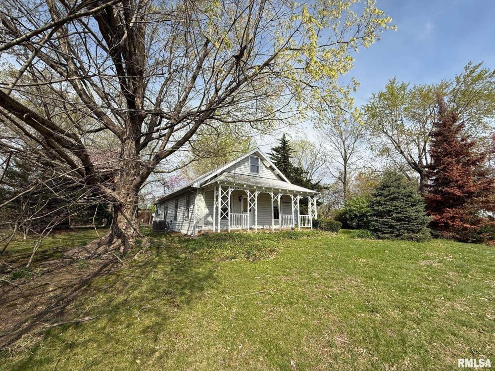 Currently Displayed Property Photo