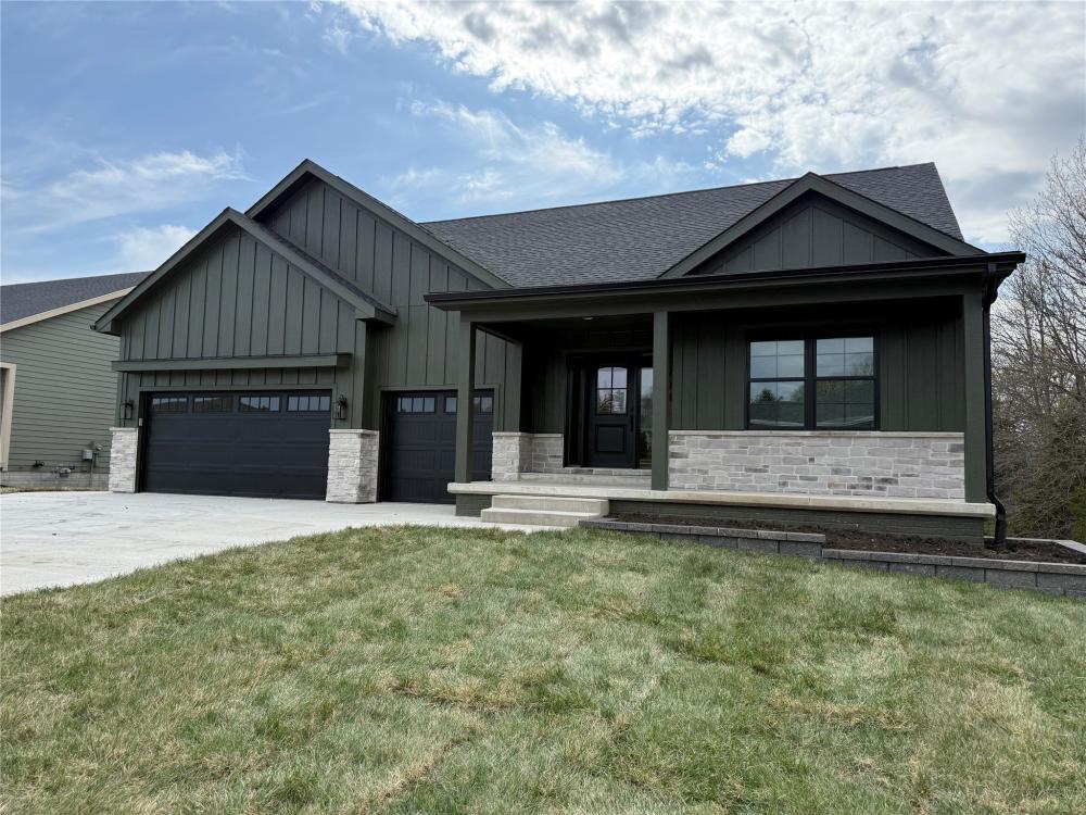 Currently Displayed Property Photo