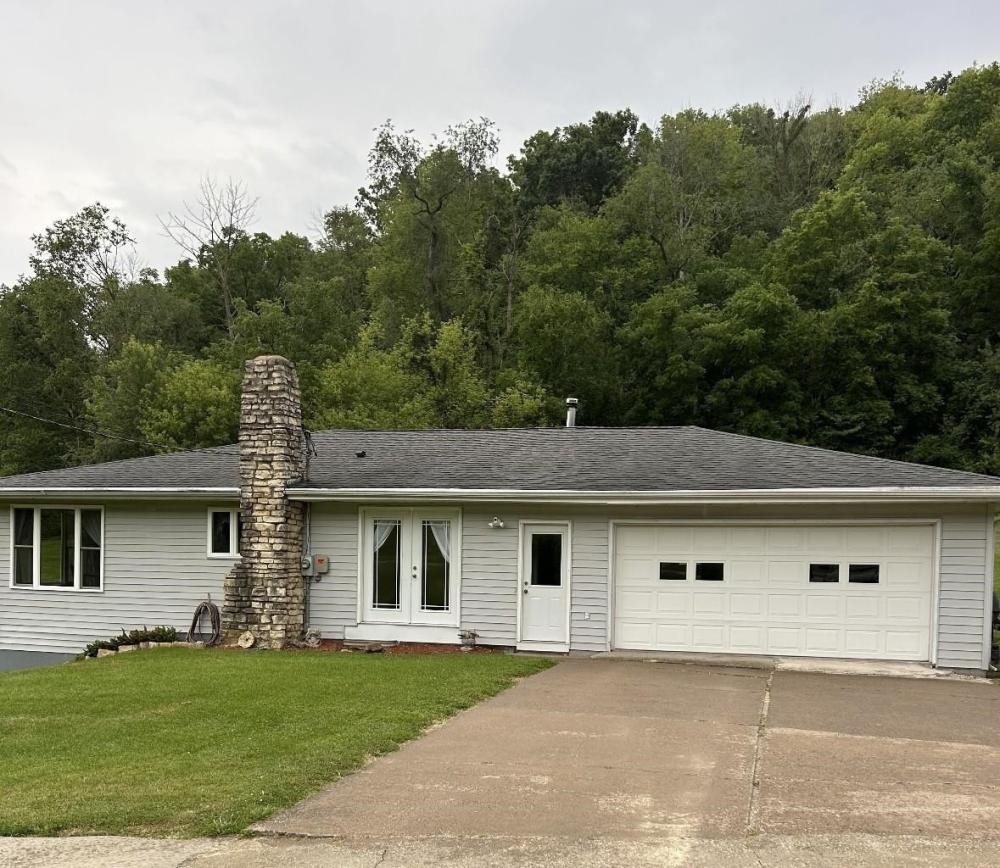 Currently Displayed Property Photo