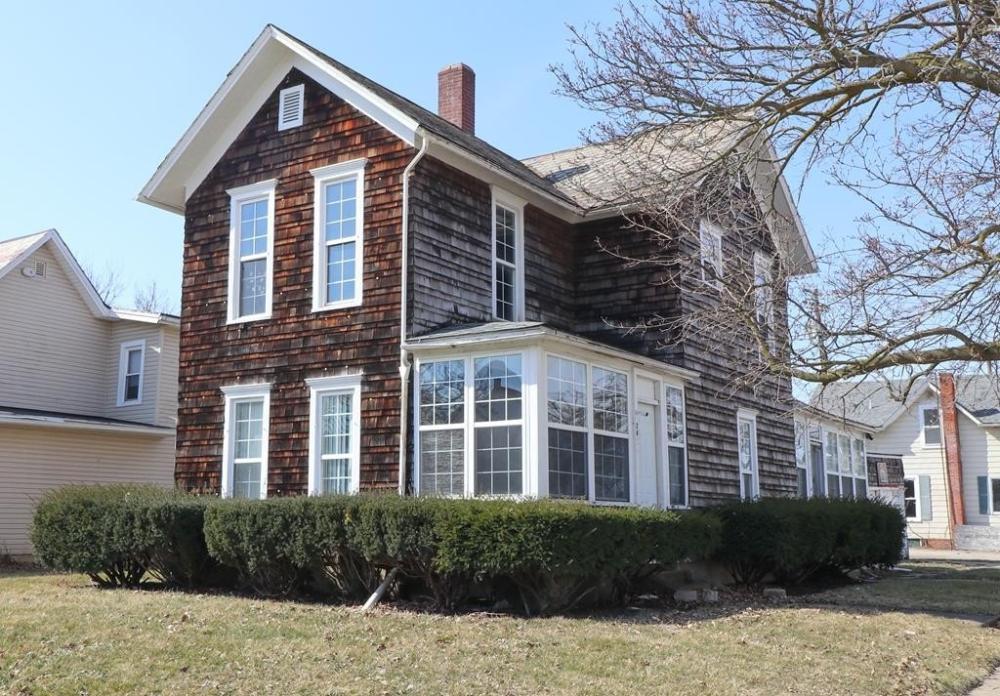 Currently Displayed Property Photo