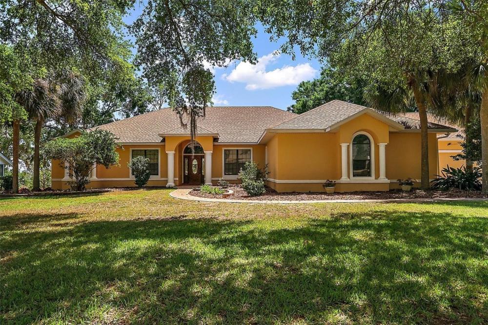 Currently Displayed Property Photo