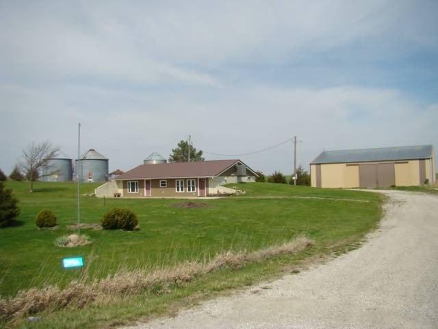 Currently Displayed Property Photo