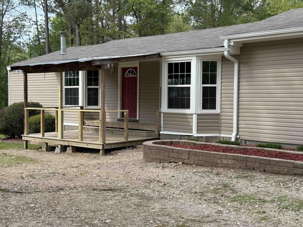 Currently Displayed Property Photo