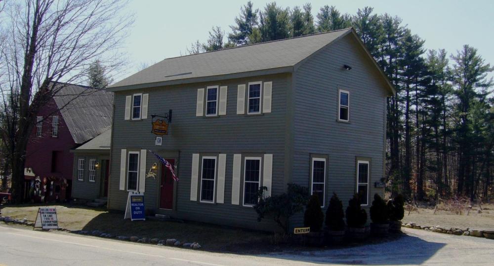 Currently Displayed Property Photo