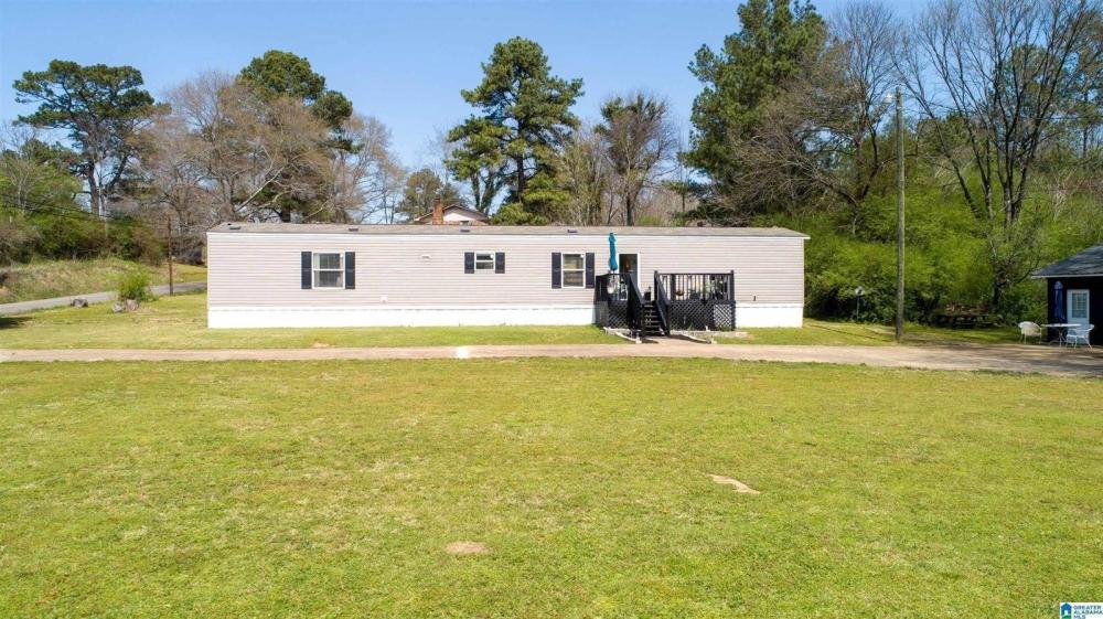 Currently Displayed Property Photo