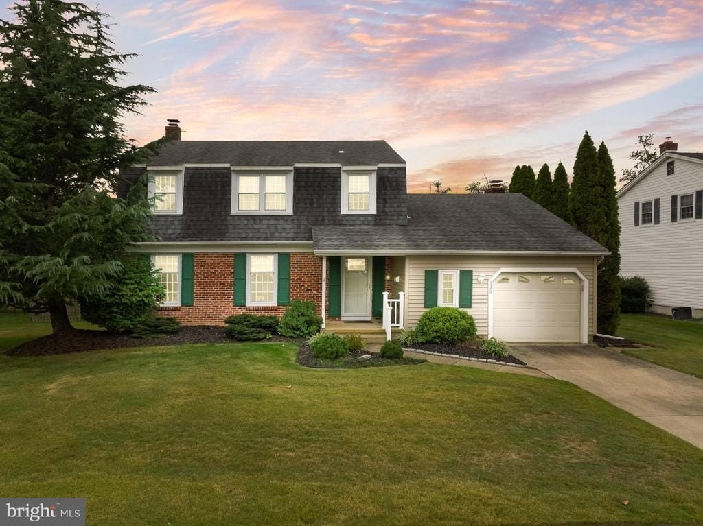 Currently Displayed Property Photo