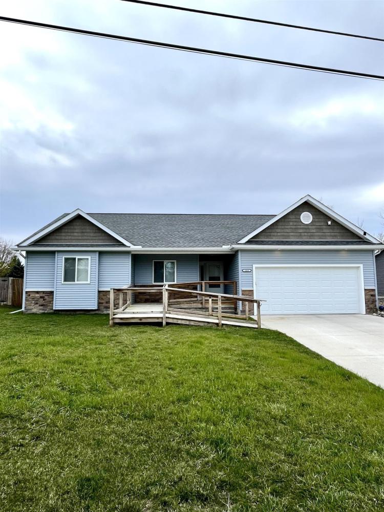 Currently Displayed Property Photo
