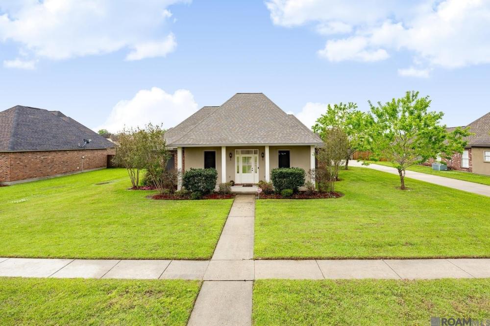 Currently Displayed Property Photo