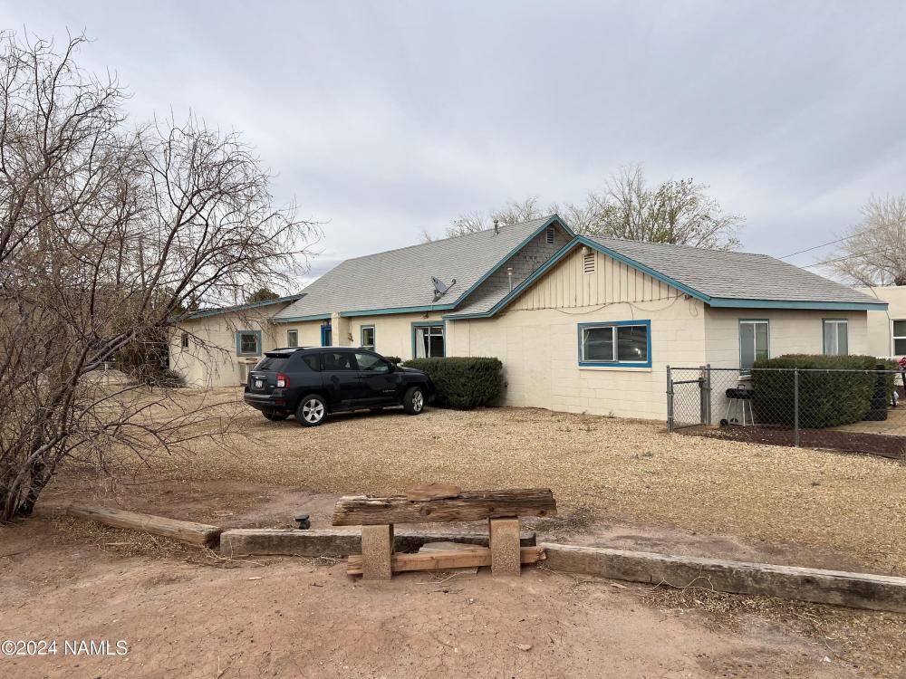 Currently Displayed Property Photo
