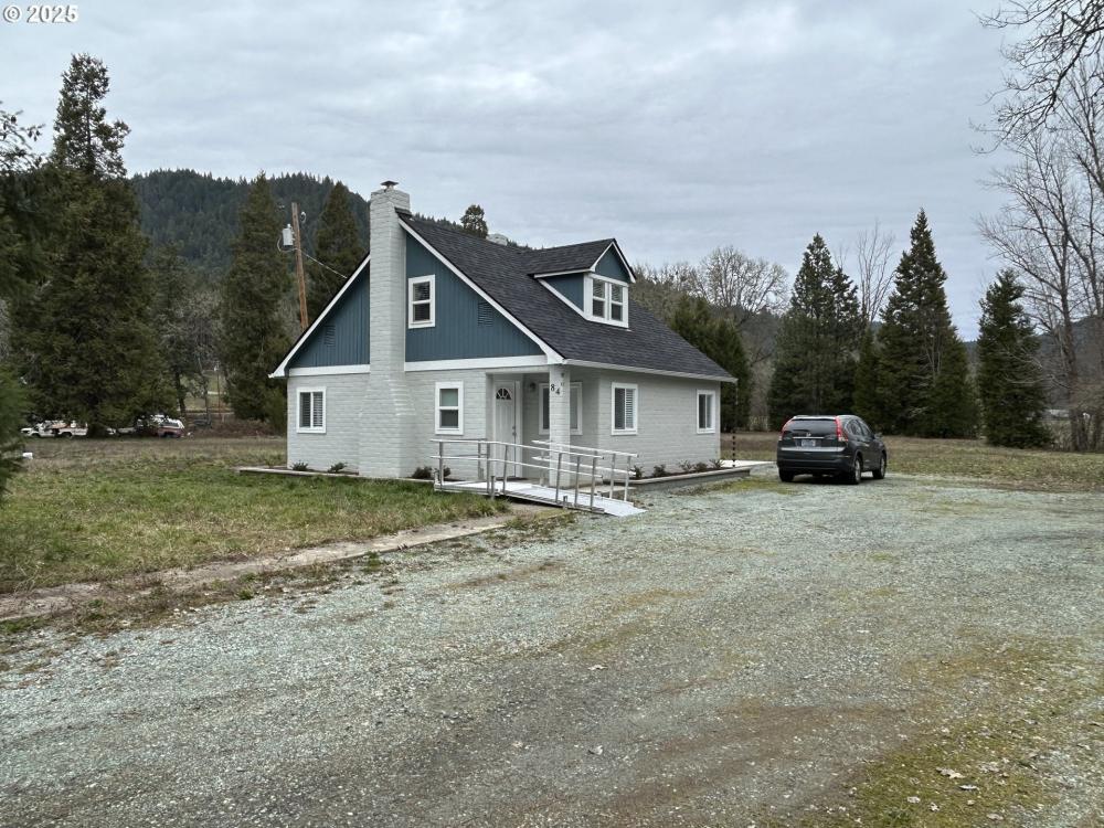 Currently Displayed Property Photo