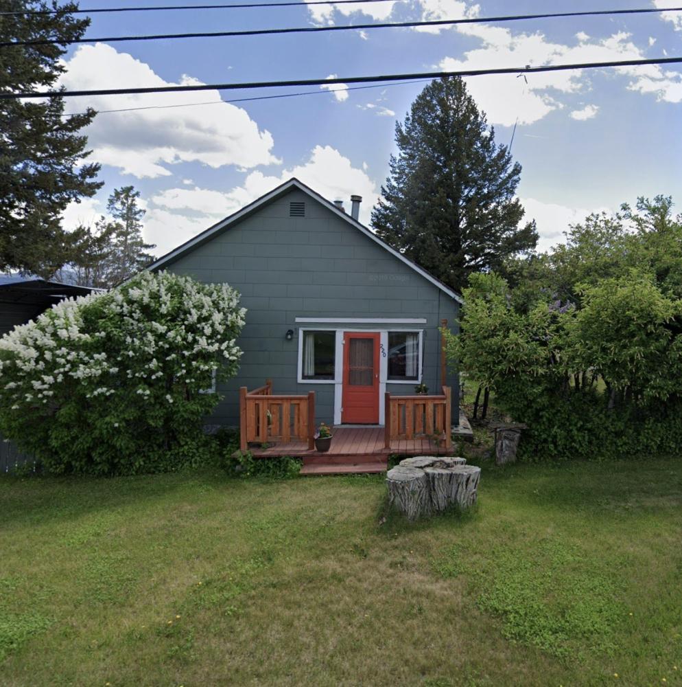 Currently Displayed Property Photo