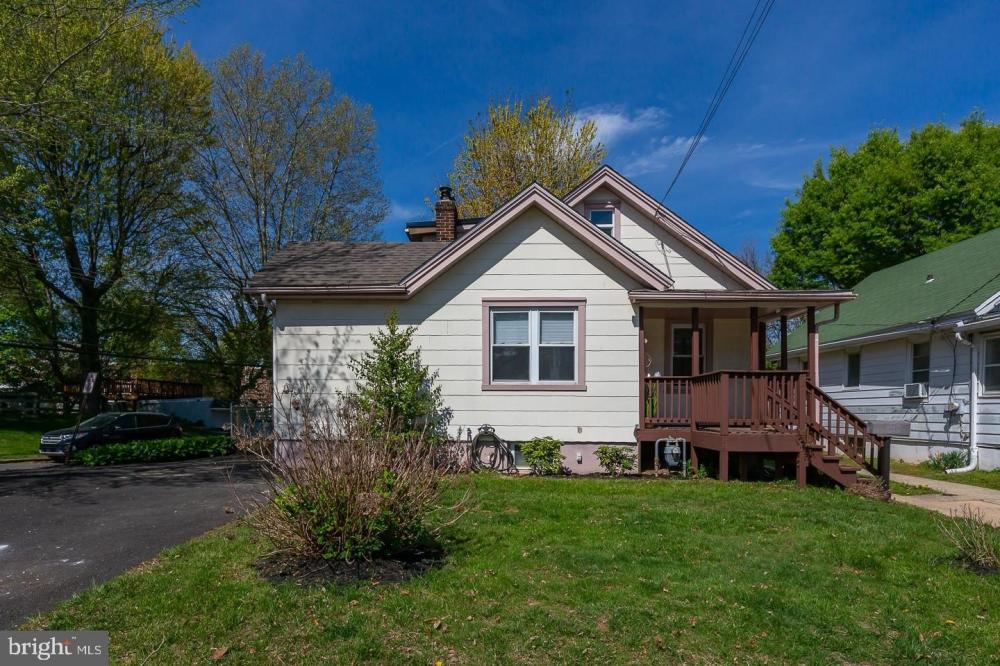 Currently Displayed Property Photo