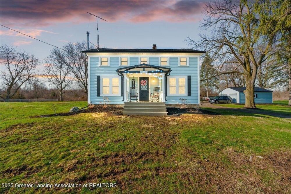 Currently Displayed Property Photo