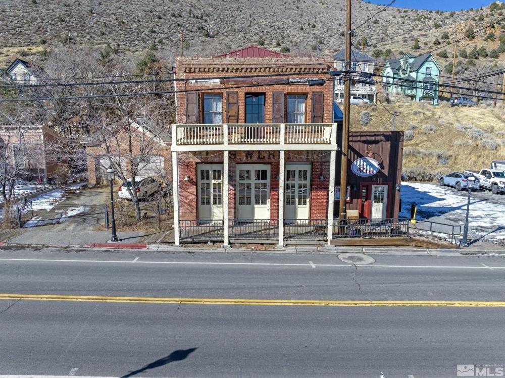 Currently Displayed Property Photo