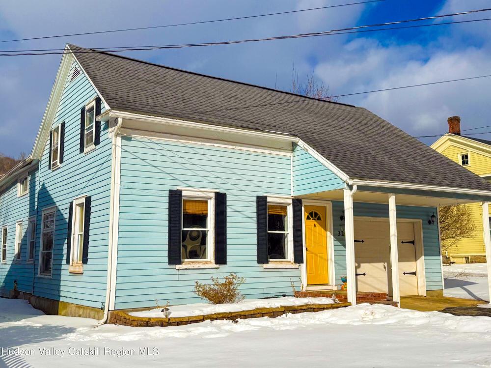 Currently Displayed Property Photo