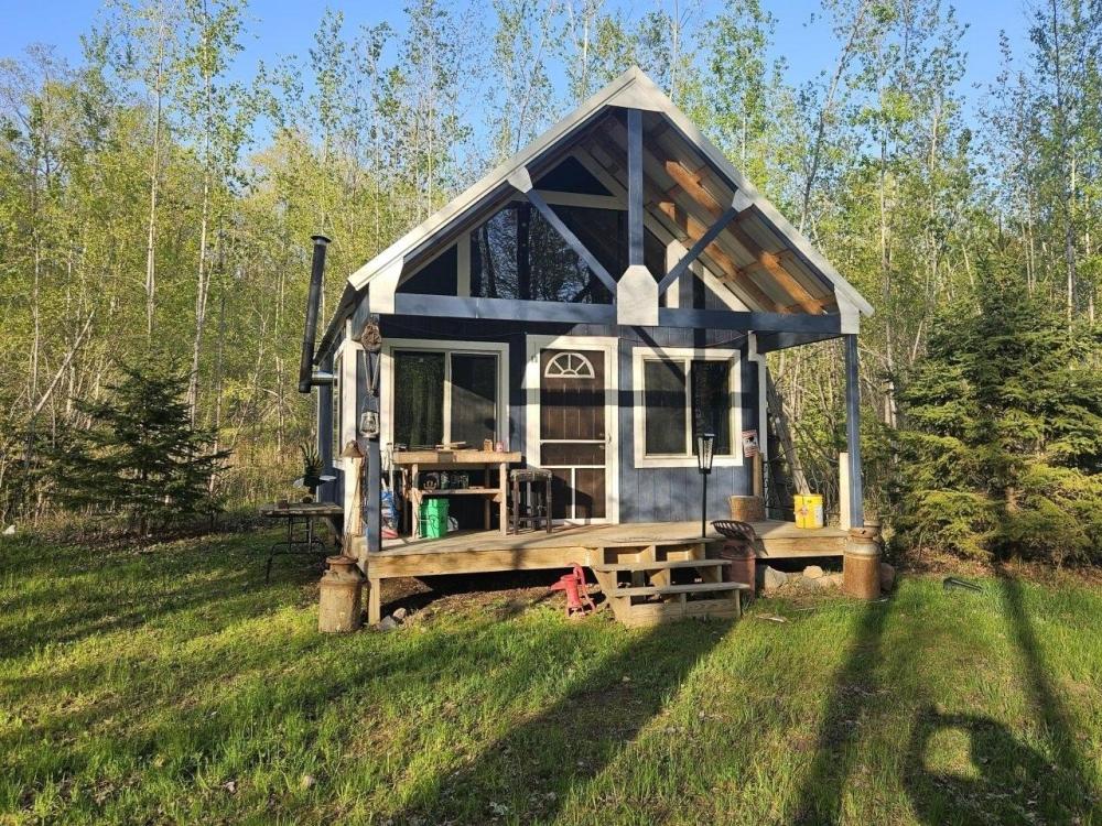 Currently Displayed Property Photo