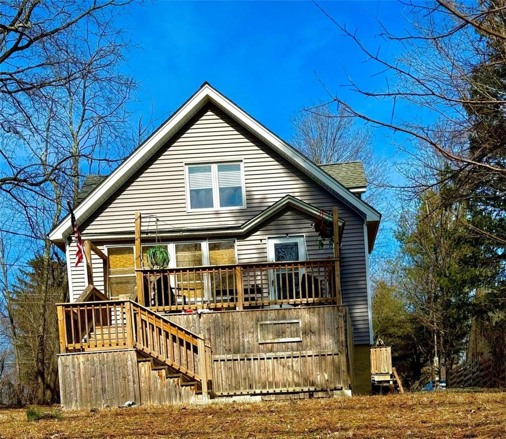 Currently Displayed Property Photo