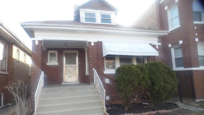 Currently Displayed Property Photo
