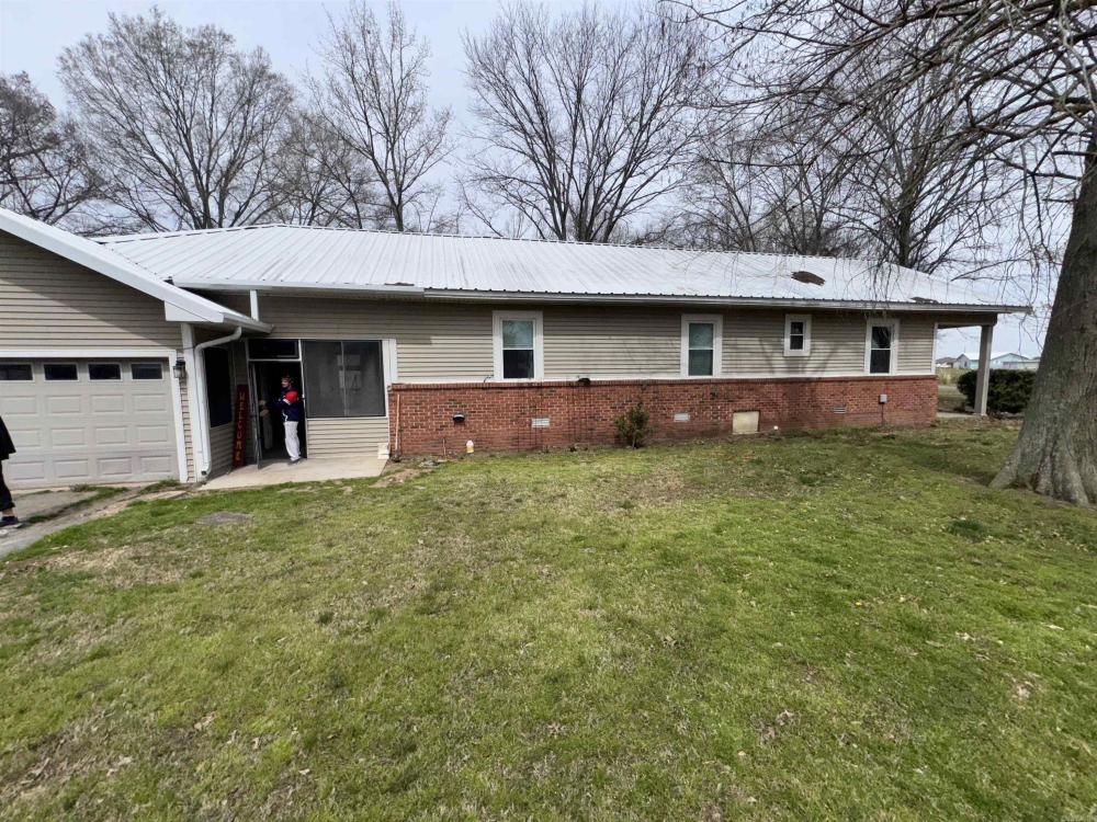 Currently Displayed Property Photo