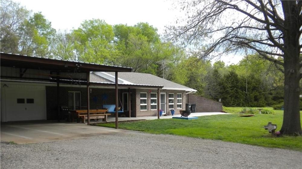 Currently Displayed Property Photo