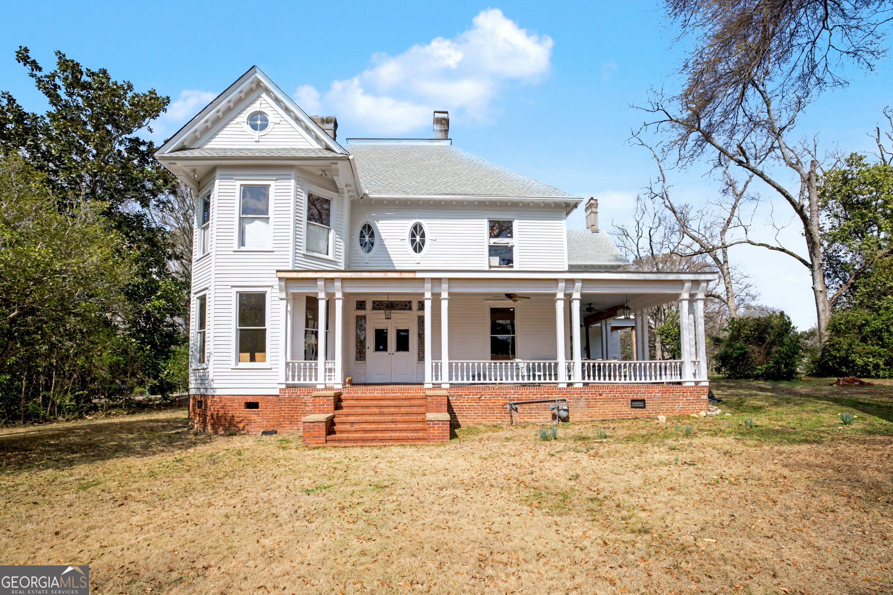 Currently Displayed Property Photo