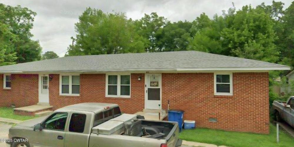 Currently Displayed Property Photo