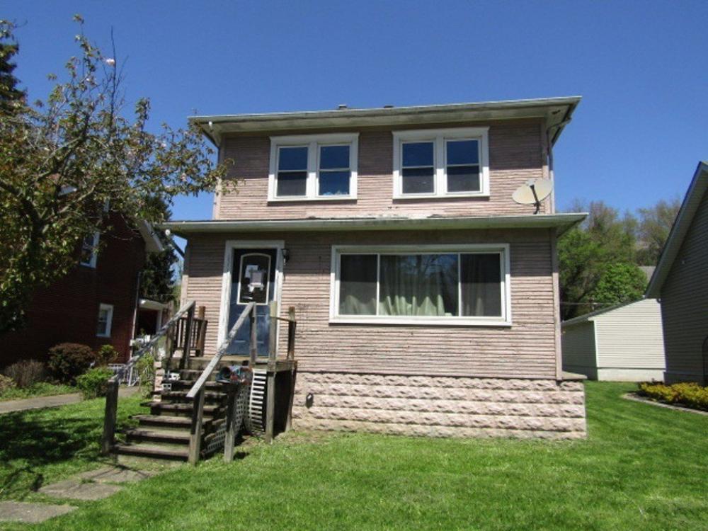 Currently Displayed Property Photo