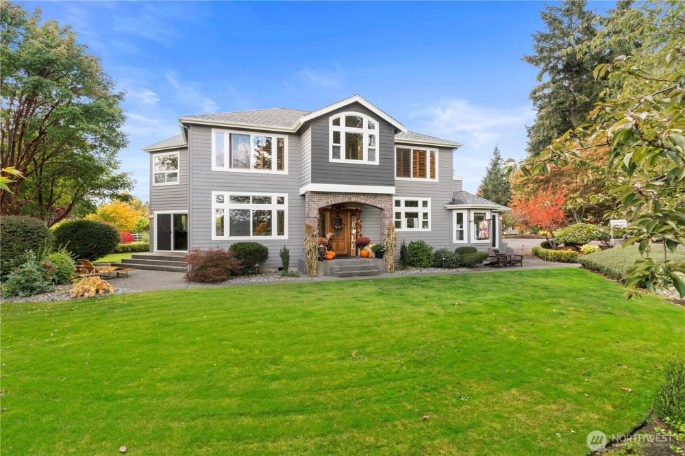 Currently Displayed Property Photo