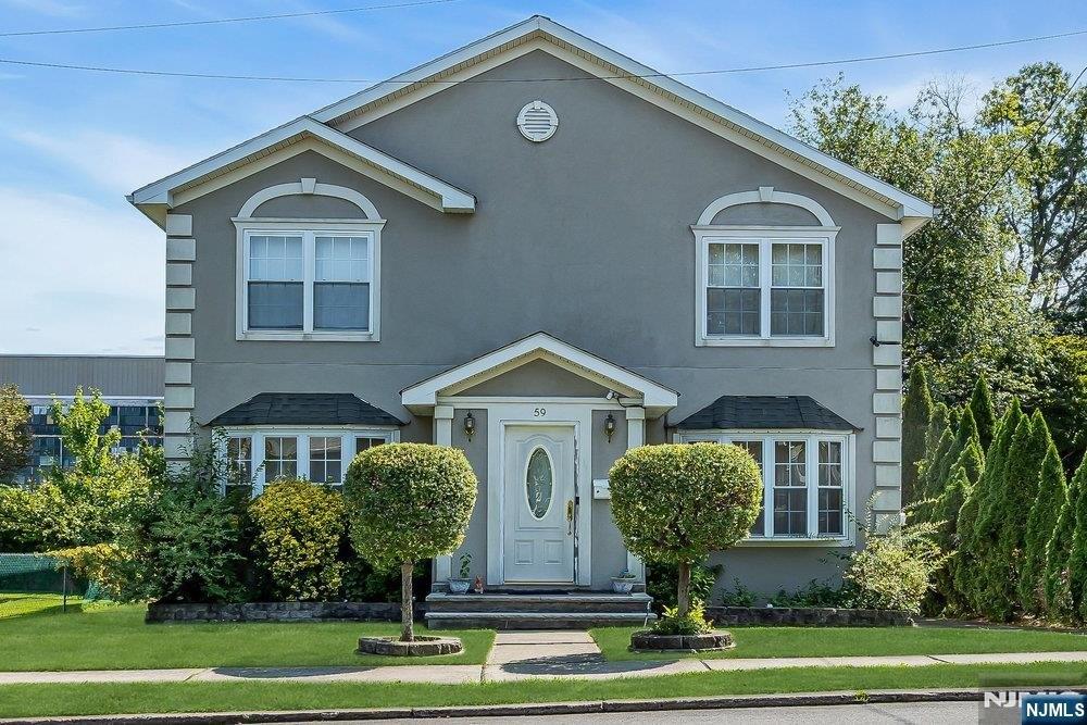 Currently Displayed Property Photo