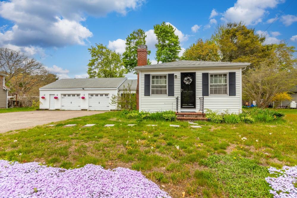 Currently Displayed Property Photo