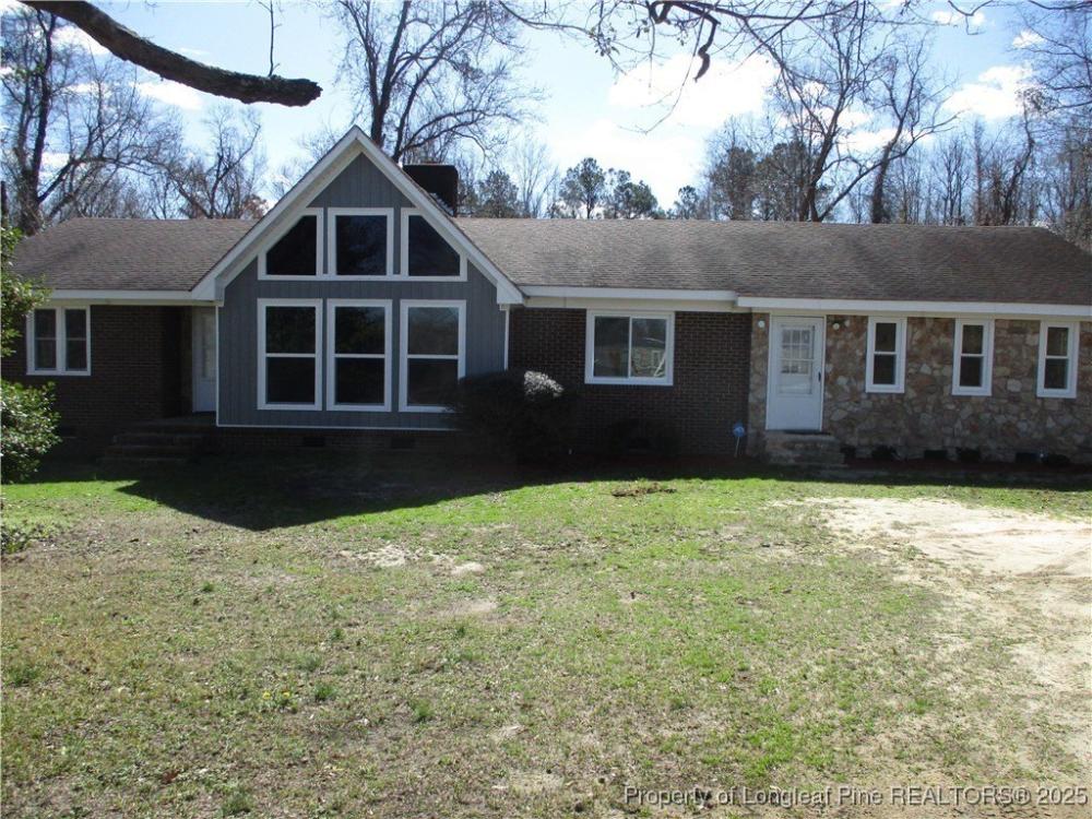 Currently Displayed Property Photo