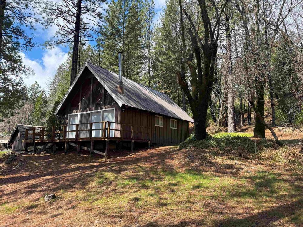 Currently Displayed Property Photo