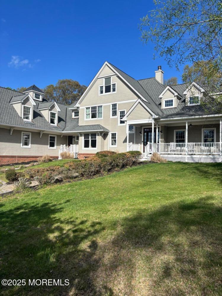 Currently Displayed Property Photo