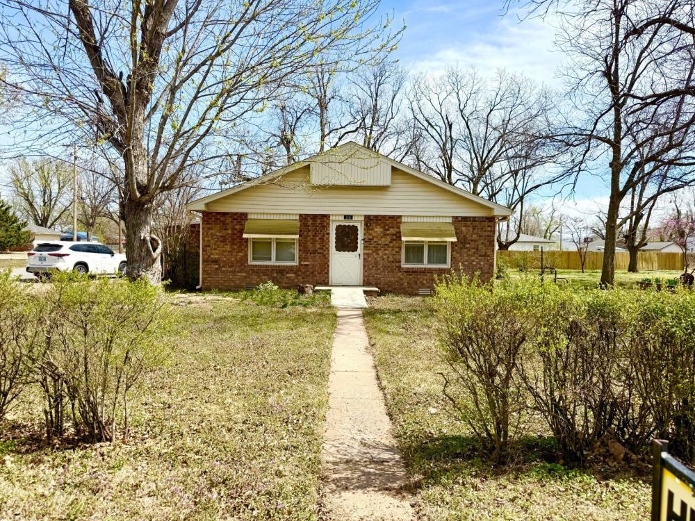Currently Displayed Property Photo