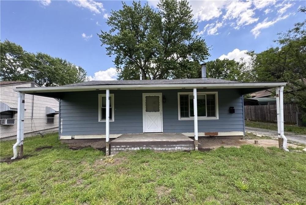 Currently Displayed Property Photo