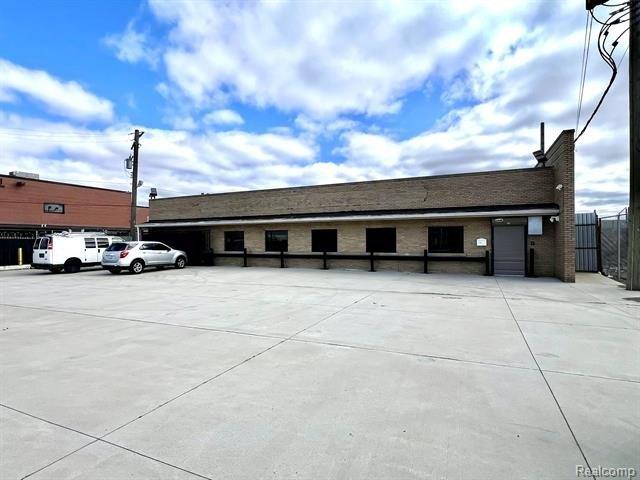 Currently Displayed Property Photo