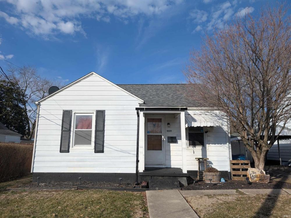 Currently Displayed Property Photo