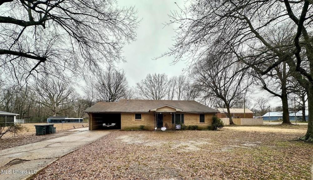 Currently Displayed Property Photo